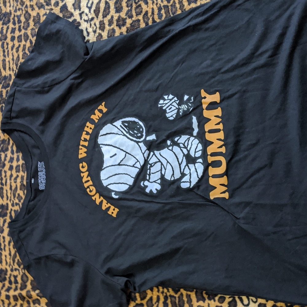 Peanuts tee shirt